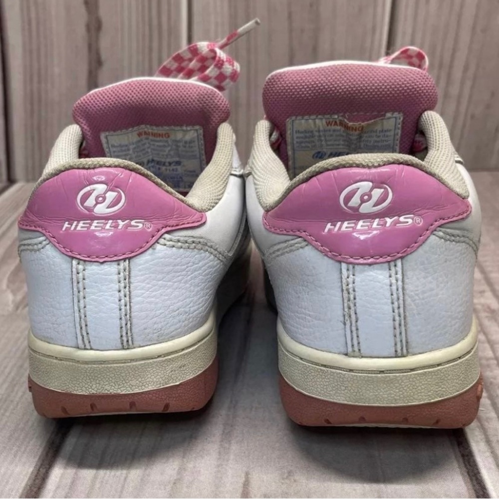 Heelys White Pink Kids Sneakers with Checkered Laces - Picture 7 of 9
